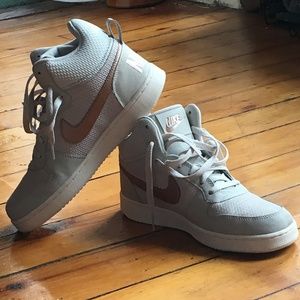 Nike Dunk in Rose Gold and Light Grey